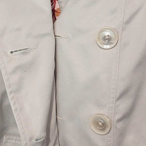 Three Stones Trench Coat with Vivid Lining - Large - Cream & Orange - Picture 4 of 11